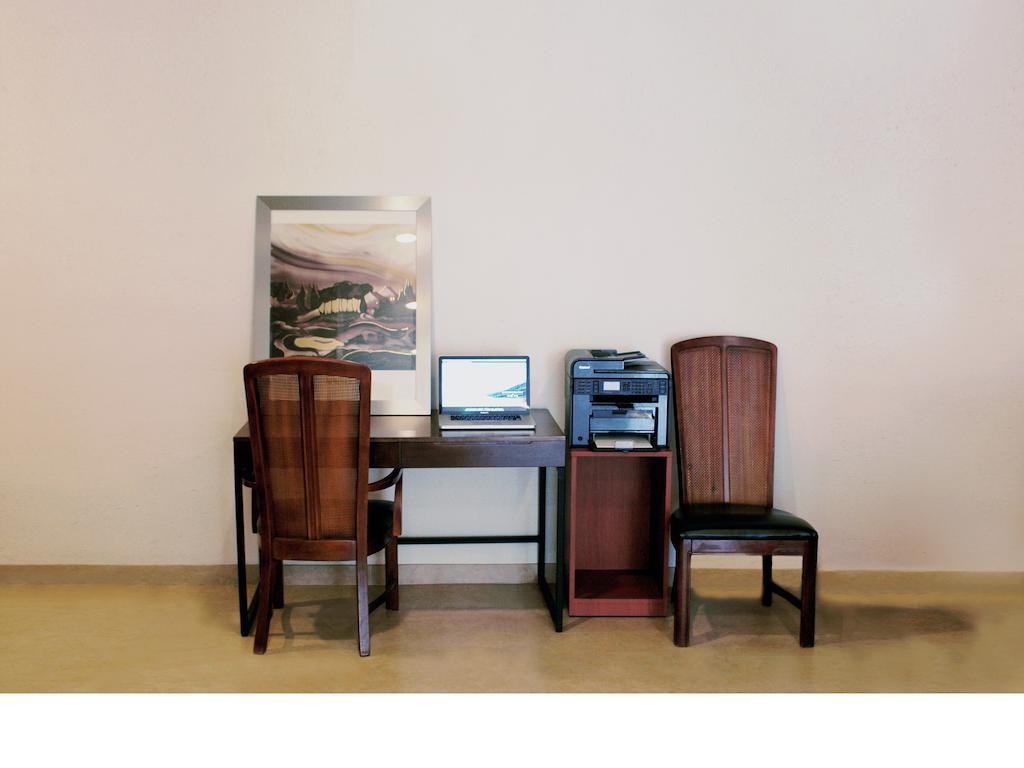 The Hotel Bon Suwon Buitenkant foto